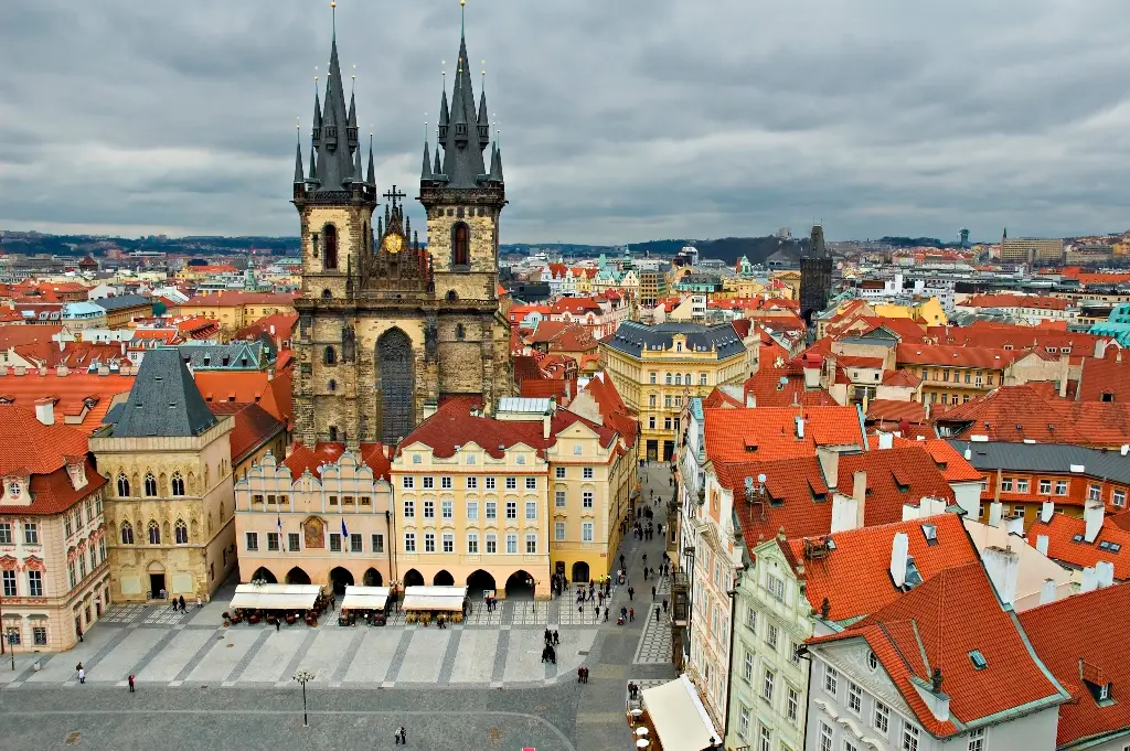 PRAGA